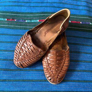 Redhawk Marie brown huarache sandals size 7